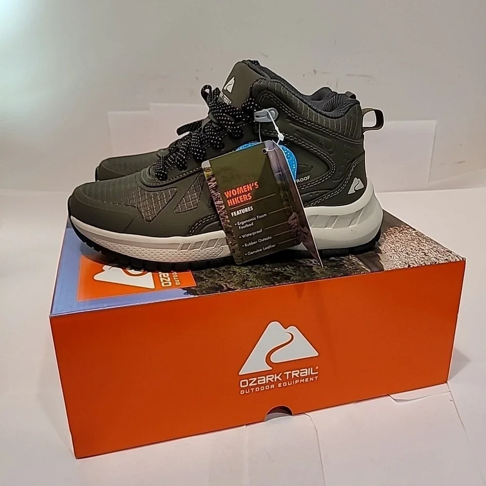 Ozark Trail Women's‎ Size 6 Olive Leather Waterproof Tech Hiker Boot Shoes NWT